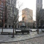 Private Tour DE Montreal EN Car with Certified Guide - Analyzing the Value