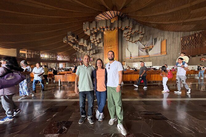 Private Tour in Our Lady of Guadalupe Basilica - Discovering the Basilica de Guadalupe