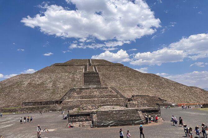 Private Tour in Teotihuacan Pyramids with 2025 New Car - Exploring Teotihuacan: What You Can Expect
