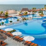 Private Transfer: Hotel Zone to Cancun Airport CUN in SUV - Who Will Benefit Most?