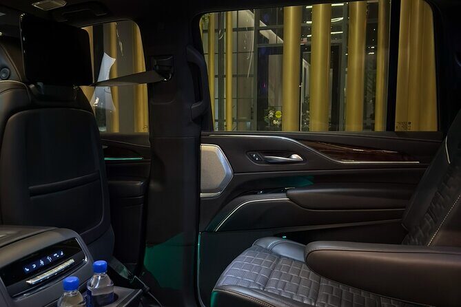 Private Transfer Miami Airport to or from Downtown in Premium SUV - Experience Overview: What You Can Expect