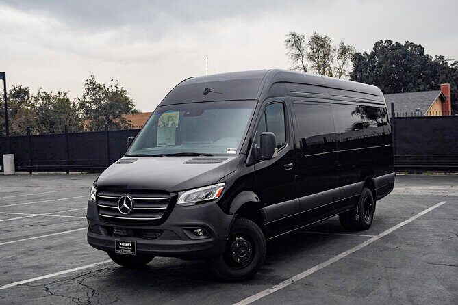 Private Transport Nashville to Jack Daniels Distillery 11pax - The Value in the Details