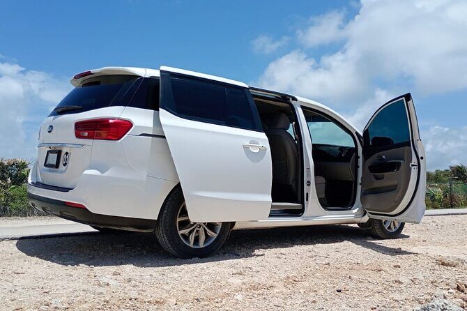 Private Transportation from the Airport to the Hotel Zone of Cancun - Vehicle Comfort and Amenities