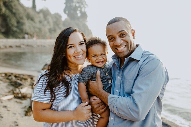 Private Vacation Photography Session with Local Photographer in Vancouver - Who Will Love This Experience?