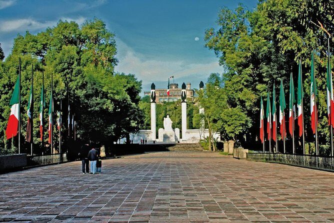 Private Walking Tour Anthropology Museum & Chapultepec Castle - Practical Details & What to Expect