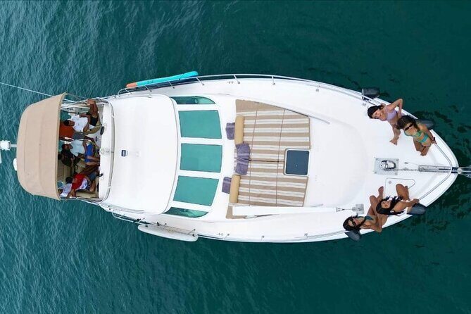 Private Yacht 4Hours Food & drinks included,price is only DEPOSIT - The Experience Provider and Booking Process