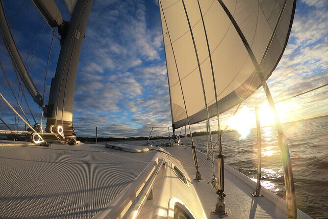 Public Sunset Sail with only 6 people - Practical Information and Tips for Booking