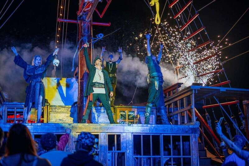 Puerto Vallarta: Dinner Show on a Pirate Cruise - The Visual Spectacle: Show and Fireworks
