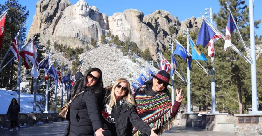 Rapid City: Black Hills Parks, Monuments & Mount Rushmore - What’s Included and What to Expect