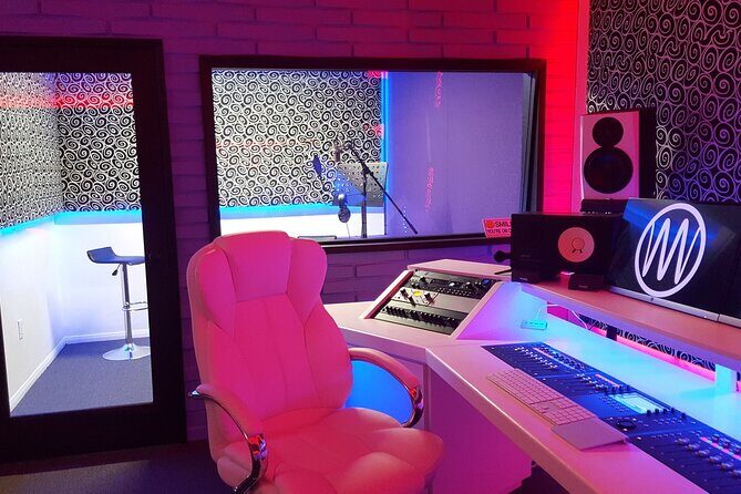 Record Your Own Song in a Hollywood Studio - An In-Depth Look at the Hollywood Song Recording Experience