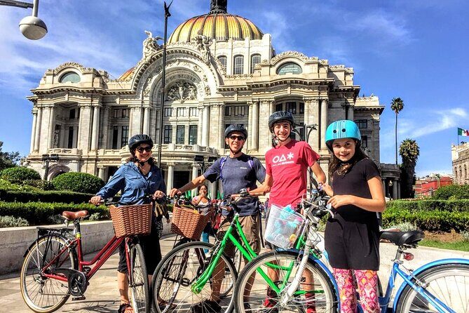 Ride Mexico City Historic Center, highlights w/ taco stop - The Food and Cultural Touch