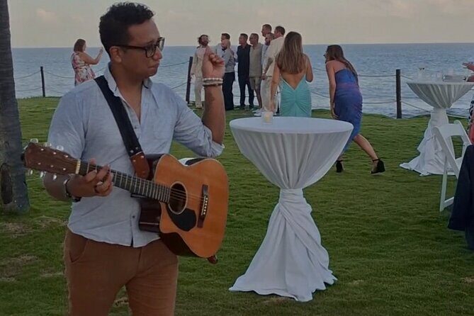 Romantic Dinner with Live Guitar - How the Experience Fits into Your Cancun Trip