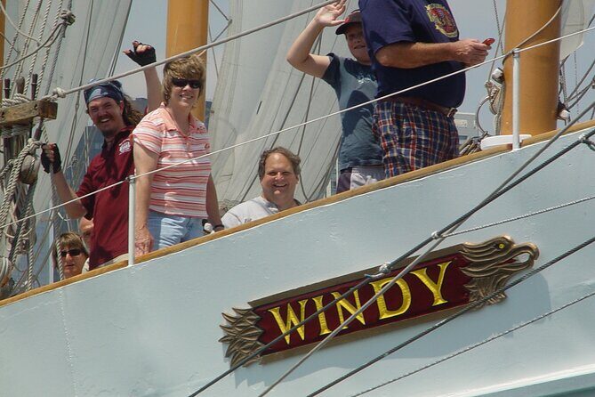 Sail on Tall Ship Windy, join us for our "Chicago Skyline Sail" - The Itinerary: What to Expect