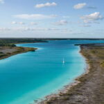 Sailboat tour in the seven colors lagoon of Bacalar - What to Expect on the Tour