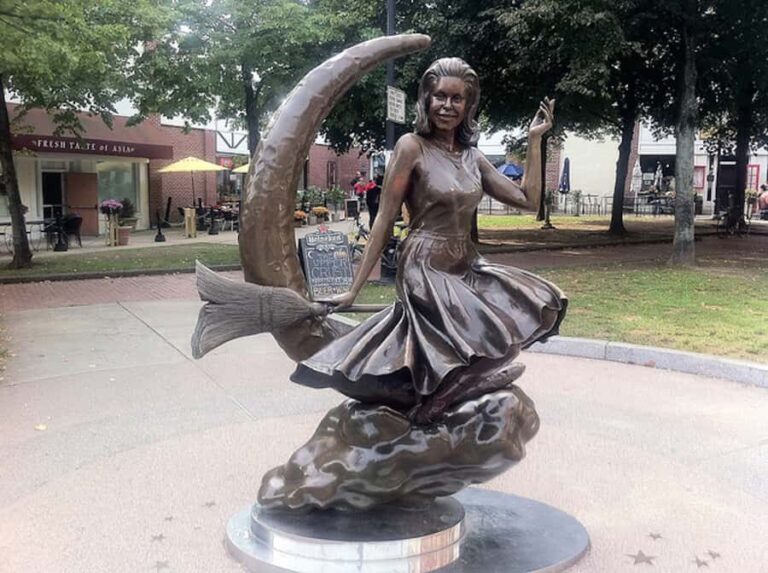 Salem: Hocus Pocus Movies & More Walking Tour - Authentic Reviews and What They Highlight