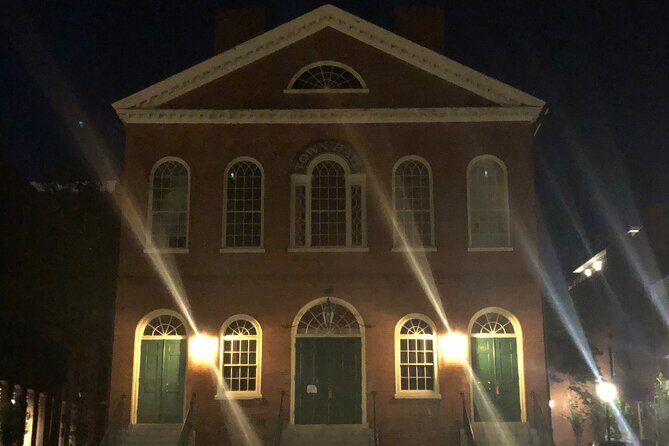 Salem Uncovered: Dark History & Murder Tour - Who Is This Tour Best For?