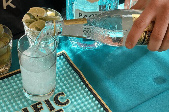 San Francisco Gin Cocktail Class Views and Gin History - An In-Depth Look at the Experience