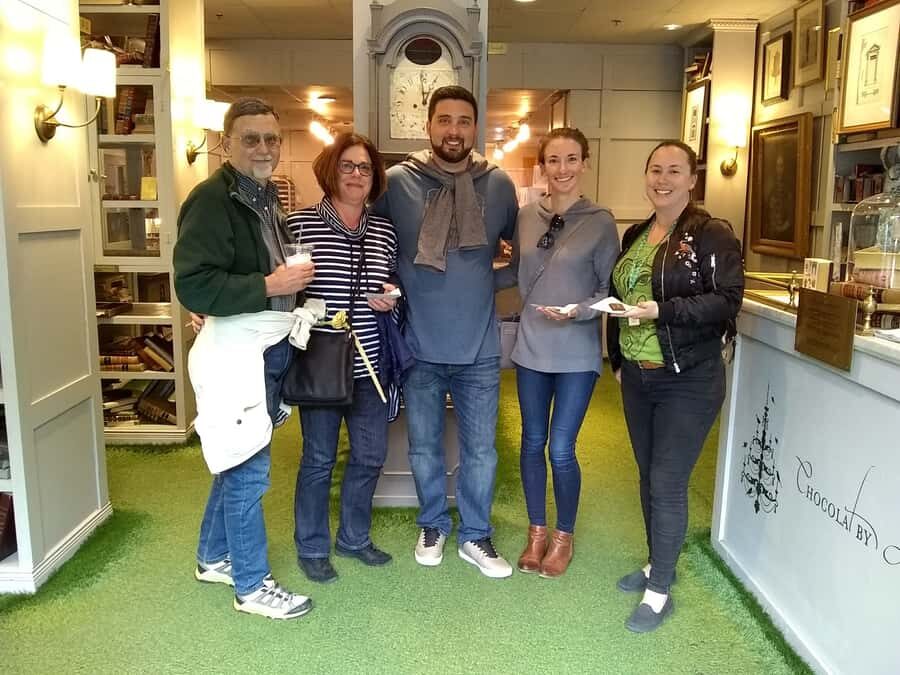 Savannah History Walking Tour + Coffee & Chocolate - The Details: What to Expect and How It Works