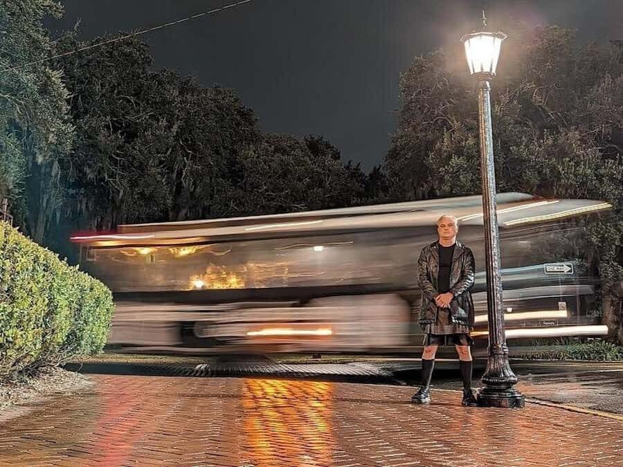 Savannah: Walking Tour with Bar Stops & Local Guide - Authenticity and Reviews