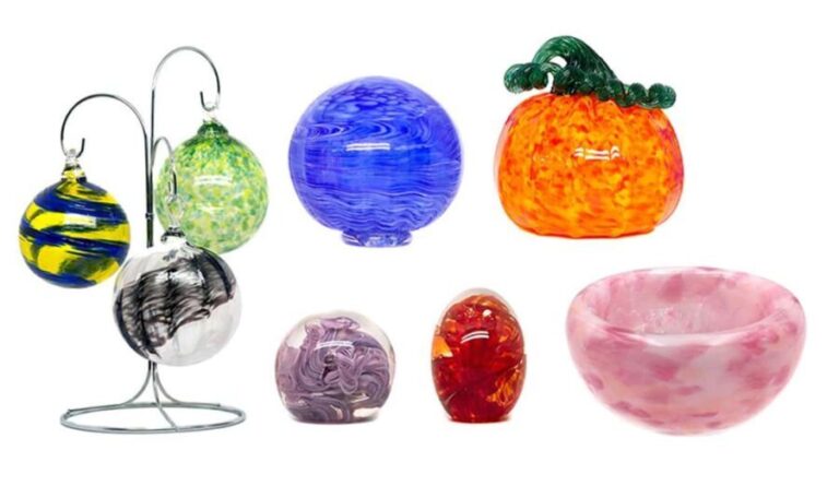 Seattle: Glassblowing Workshop Create Your Own Art - Practical Details & Tips