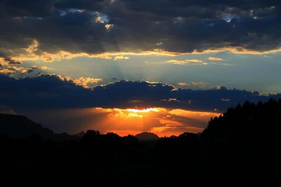 Sedona: PRIVATE 2-Hour Red Rock Panoramic Jeep Tour - What Makes This Tour Stand Out