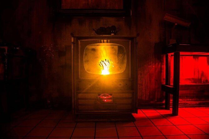 Serial Killer Escape Room in Charleston - What’s Included and What’s Not