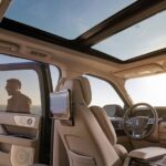 Service DE Limousine DE Luxe with Private Driver - Why This Service Offers Great Value