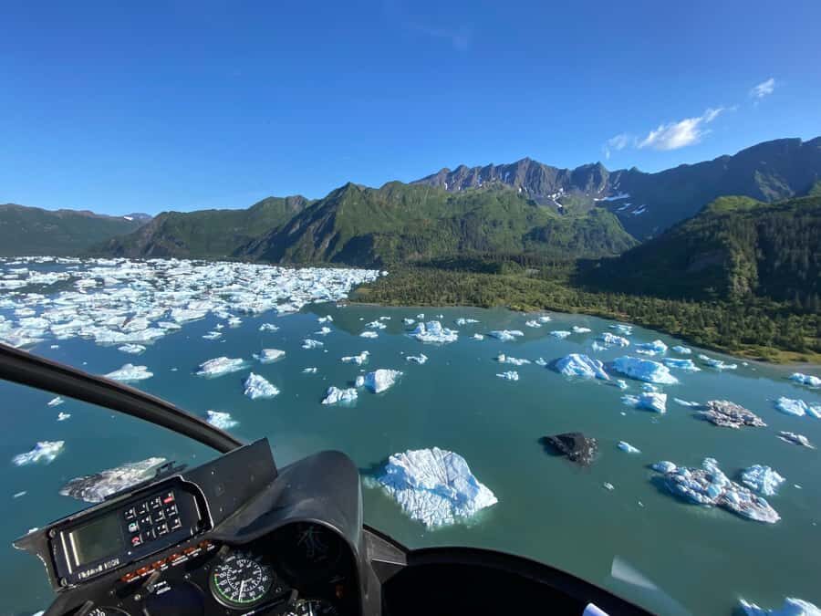 Seward: Bear Glacier Scenic Flight with Icebergs - Practical Details and Value