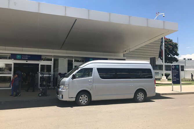 Shuttle from downtown Oaxaca city to Oaxaca airport. One way - The Experience of the Journey