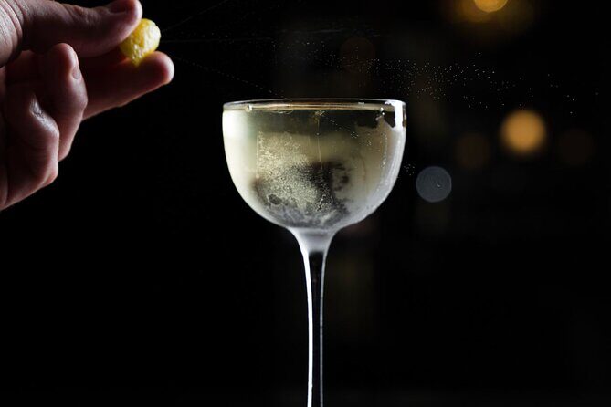 Sipping CDMX : Bar Hopping with Local Bartenders - An In-Depth Look at the Experience