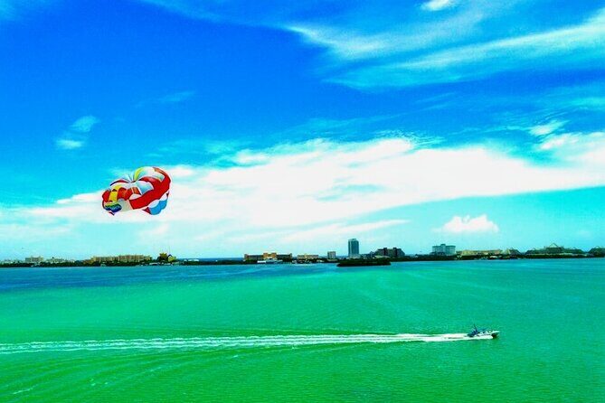 Sky Rider Lagoonside Parasailing in Cancún - What is Sky Rider Lagoonside Parasailing?