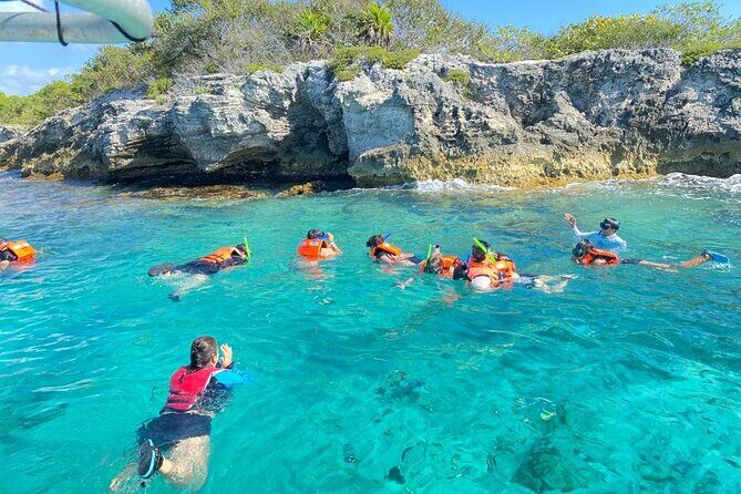 Snorkeling in Isla Mujeres and Underwater Museum - Itinerary Deep Dive