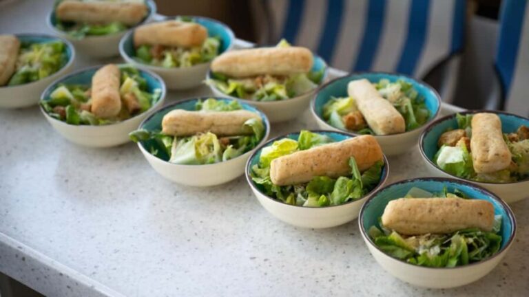 South Maui: Sunset Prime Rib or Island Fish Dinner Cruise - The Scenic Route and Marine Encounters