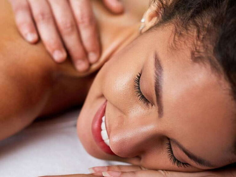 Spa Day At Your Hotel: Massage & Facial 90 min - Why Choose This Experience?