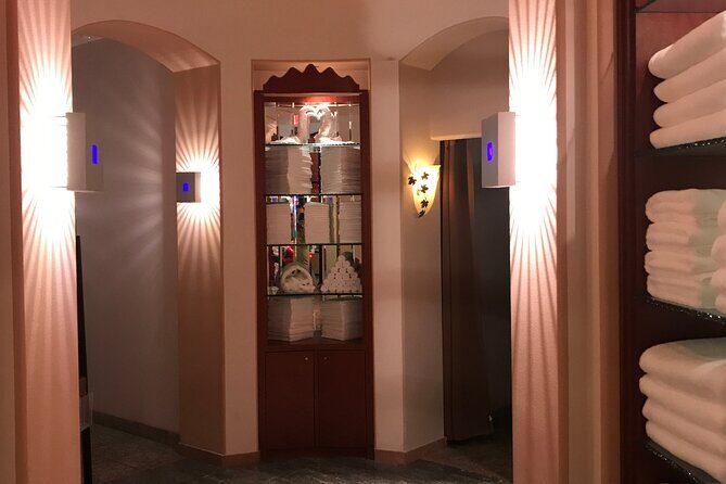 Spa Service: Hot Stone Body Massage with Private Sauna - The Experience Itself