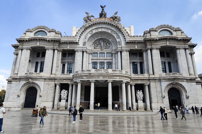 Spanish Teacher in Mexico City - The Value of a Private, Personalized Tour