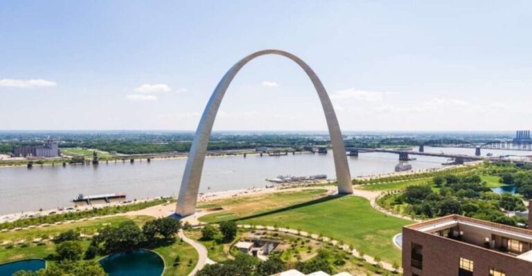 St. Louis Premium Driving Tour with Helicopter Ride & Cruise - What’s Included & What You Should Know