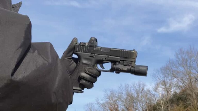St. Louis: Tactical Outdoor Shooting Experience - The Equipment and Ammunition