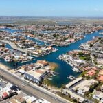 Stand-up Paddleboard Rentals Huntington Beach - What to Expect During Your Paddleboard Rental