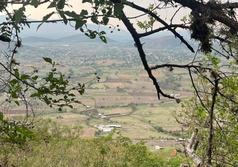 Sunset at El Picacho Teotitlán del Valle  Hike and panoramic views - Transportation and Practical Details