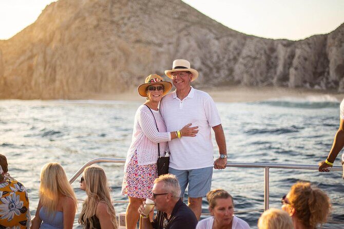 Sunset Cruise in Los Cabos with Jazz and Wine - The Sum Up