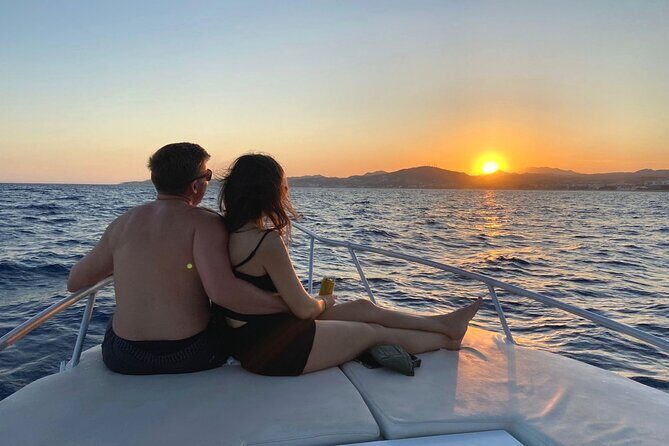 Sunset Cruise San José del Cabo, Appetizers, open bar, snack - Authentic Feedback from Past Travelers