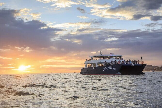 Sunset Dinner Cruise in Los Cabos - What to Expect on the Sunset Dinner Cruise