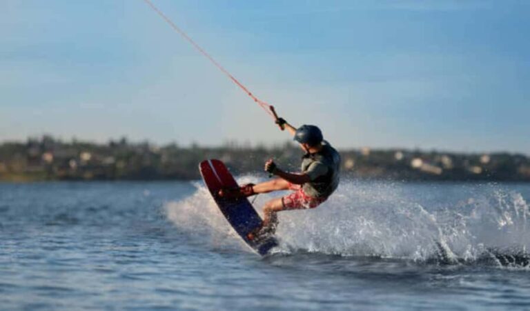 Tarpon Springs: Wakeboarding Experience - An Up-Close Look at the Wakeboarding Experience