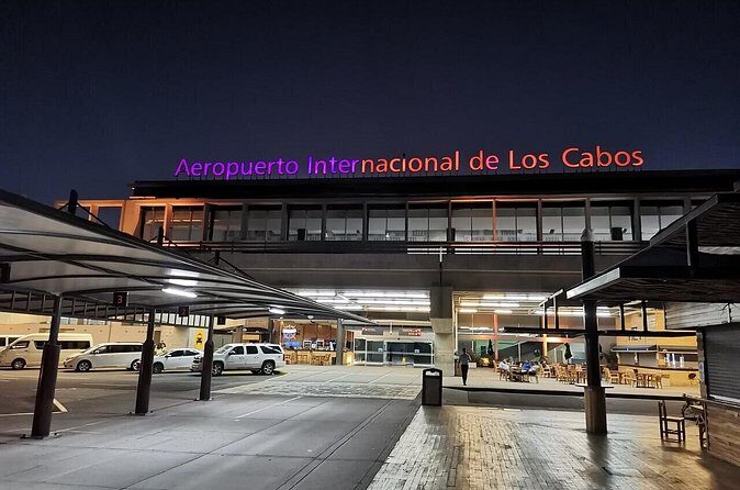 Taxis Private Shuttle - Round Trip Los Cabos - Who Should Consider This Service?