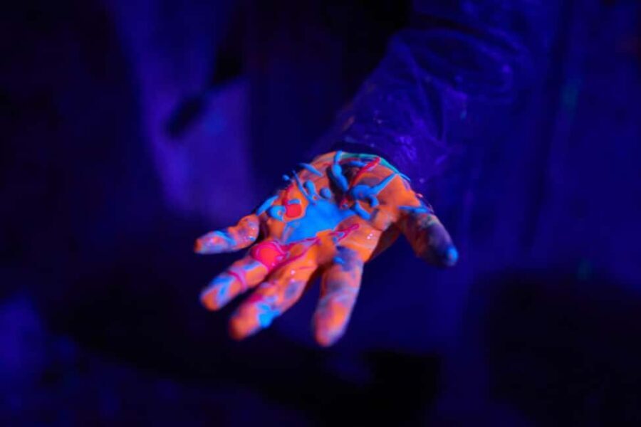 Temecula: Splatter Paint Room Experience - What to Expect: A Colorful, Unstructured Artistic Outing