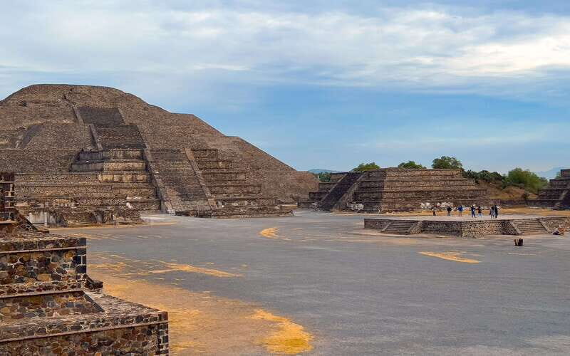 Teotihuacan: Full Guided Tour & Guadalupe Shrine Day Trip - Is It Worth It?