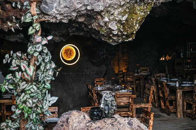 Teotihuacan guided tour, cave breakfast with CDMX transportation - Who Will Love This Tour?