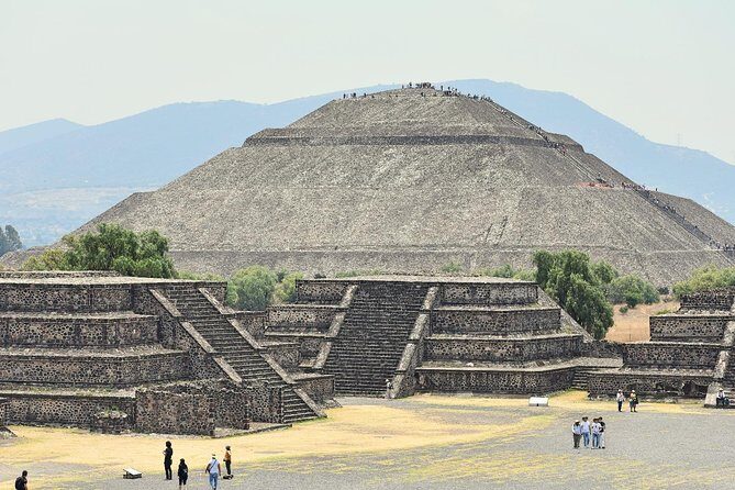 Teotihuacan Piramids and Shrine of Guadalupe without Lunch from Mexico City - Logistics and Value