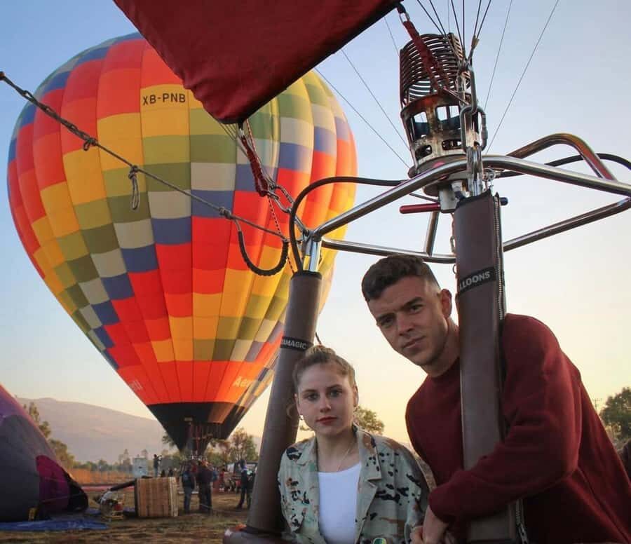 Teotihuacan: Private Romantic Balloon Flight for Couples - Analyzing the Value